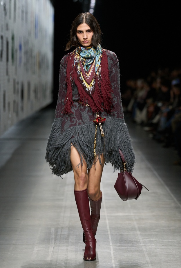 هي تلخص لك أبرز صيحات الموضة لموسم شتاء 2026