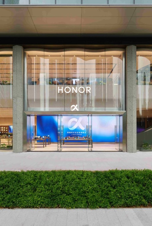 من قلب شينزين: افتتاح متجر HONOR 'ALPHA' الرائد يقدّم نافذة حية على مستقبل أجهزة الذكاء الاصطناعي