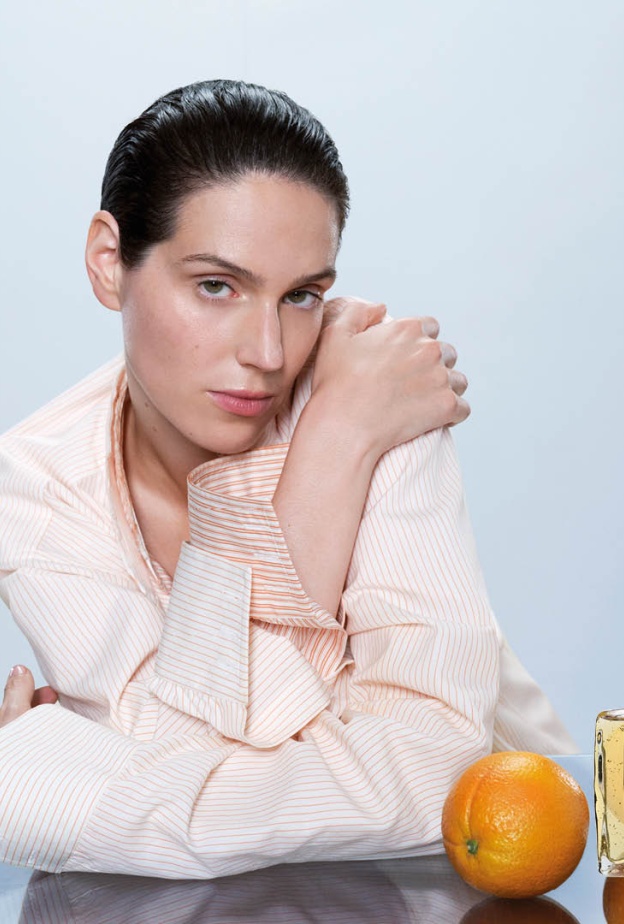 دار LOEWE تطلق مجموعتها الجديدة من العطور الراقية بعنوان Crafted Collection