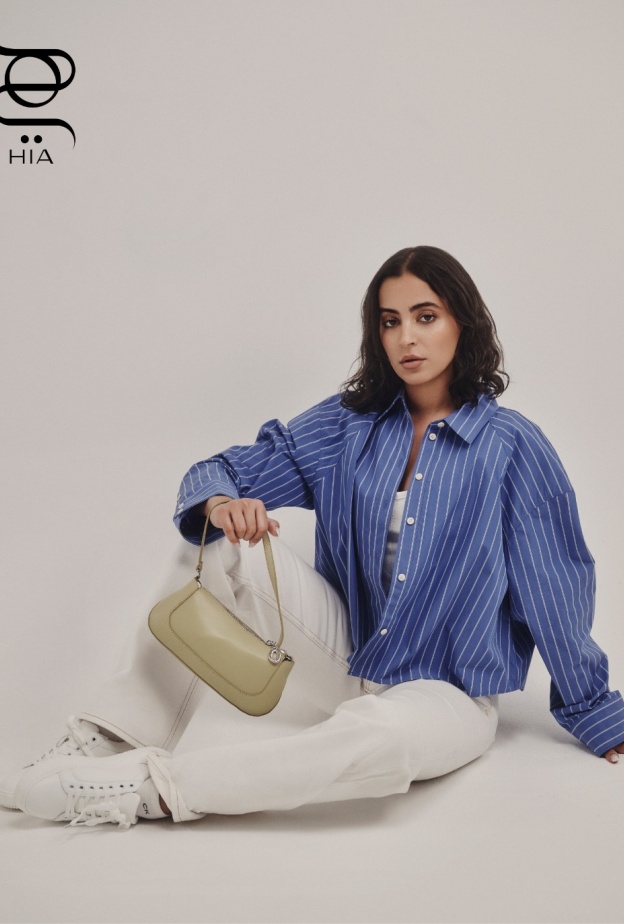 عفوية الأناقة مع Calvin Klein وأضواء بدر