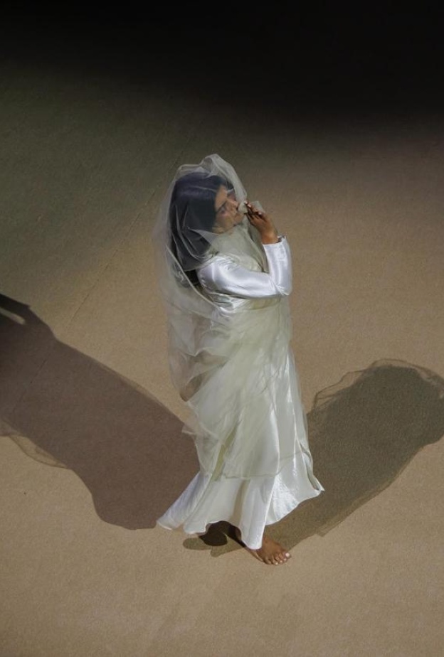 خاص لـ"هي": الفنانة الكويتية منيرة الشامي… بين صوت الحركة وصورة الهوية