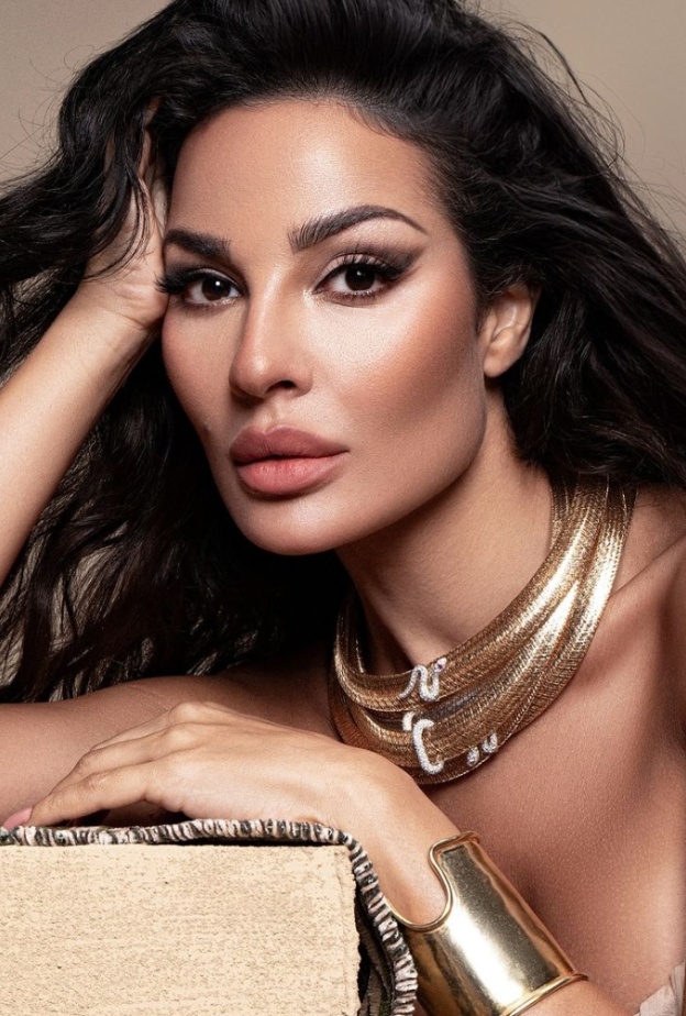 نادين نجيم تؤيد فكرة التجميل للمرأة