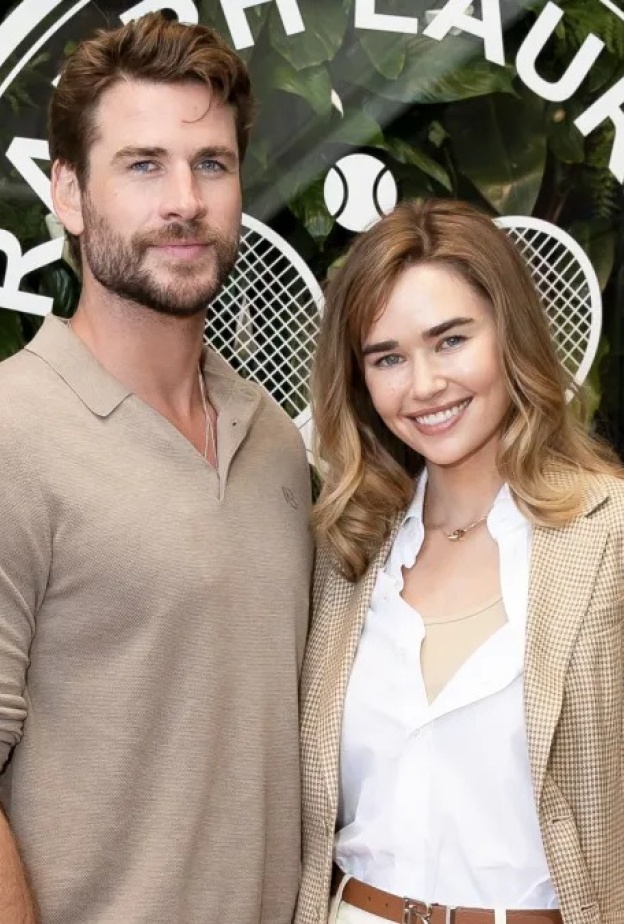 بليام هيمسورث Liam Hemsworth وغابرييلا بروكس Gabriella Brooks