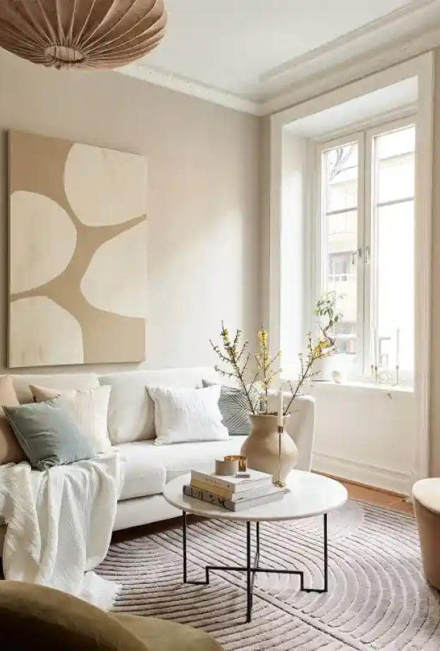 ألوان أزياء نادين لبكي تلهم ديكورات المنزل التي تجمع البساطة الراقية والفخامة الهادئة