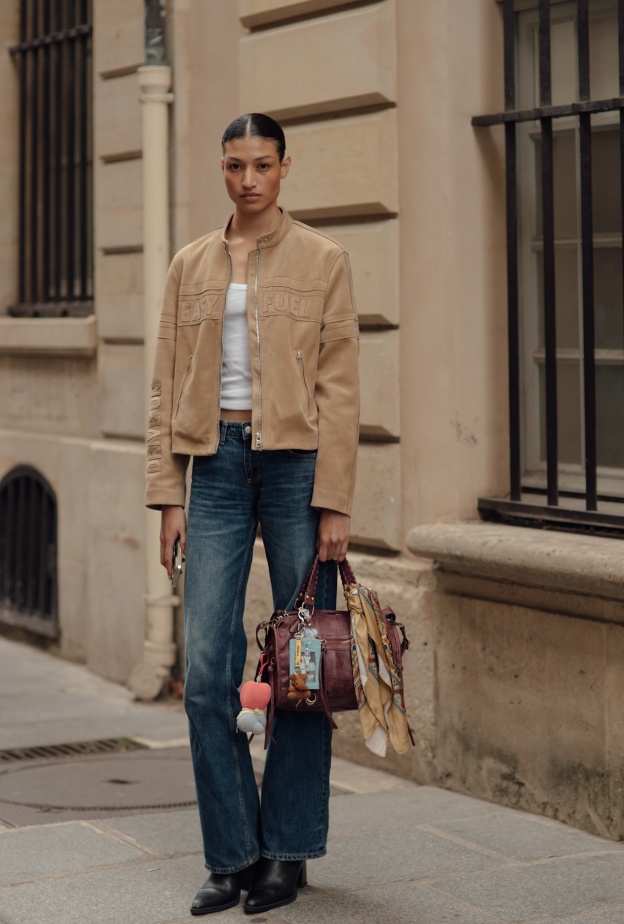 إطلالة مناسبة لقصار القامة