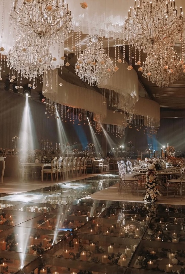 الترف البصري بأسقف البوهو- الصورة من صفحة Teknik Kumaş Dekorasyon