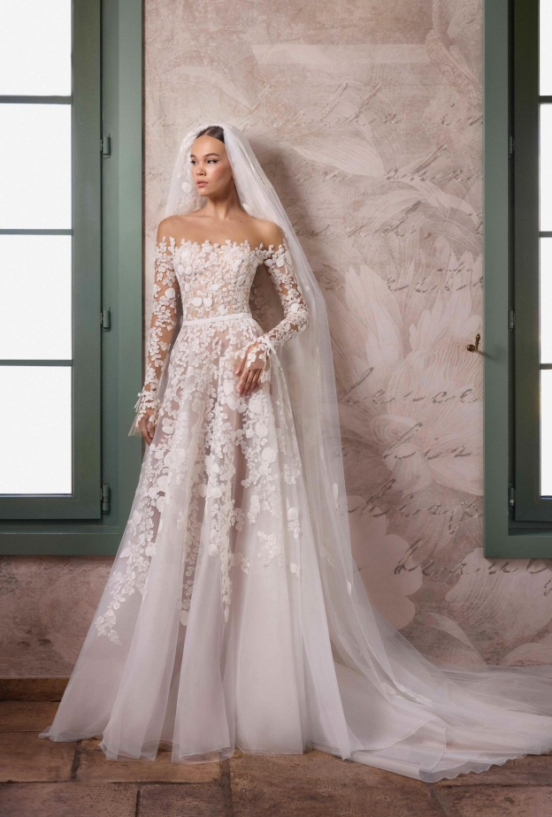 الدانتيل الساحر في مجموعة طوني ورد