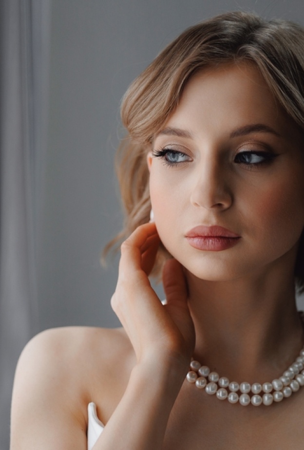 المكياج الترابي مناسب جداً للعروس في الشتاء