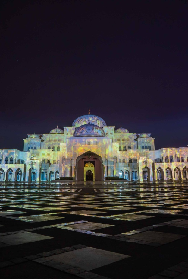 10 تجارب إماراتية استثنائية.. دليلكم لأجمل احتفالات عيد الاتحاد الـ54