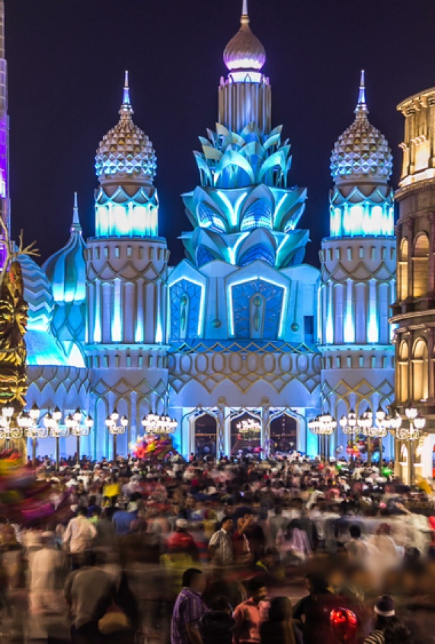 دليل نوفمبر لأبرز أكشاك الطعام في القرية العالمية 