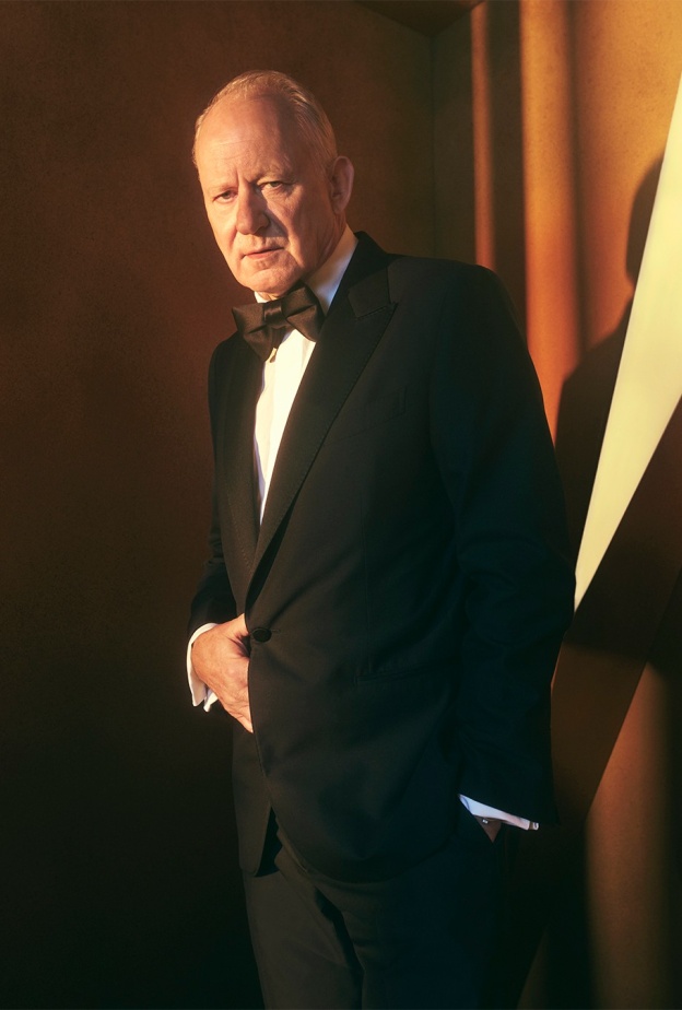 ستيلان سكارسجارد بطل فيلم Sentimental Value