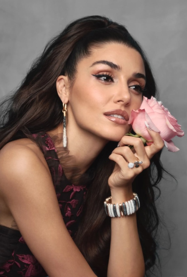 صورة هانده أرتشيل من حسابها على إنستاغرام