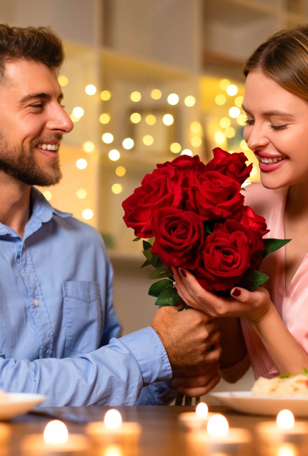 لغة الجسد تكشف عن الحب وتخبر الطرف الاخر بالمشاعر المخفية