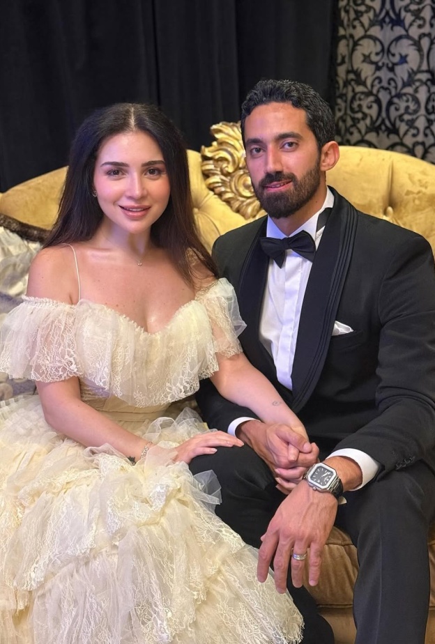 مجوهرات مي عز الدين في عقد قرانها لمسات بسيطة تعكس ذوقها الرفيع