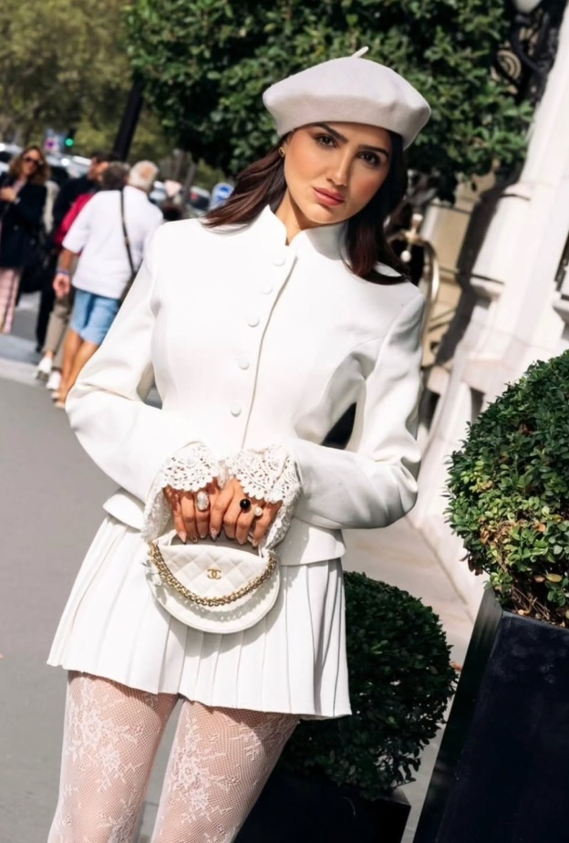 مي عمر تساند زوجة كريم محمود عبدالعزيز