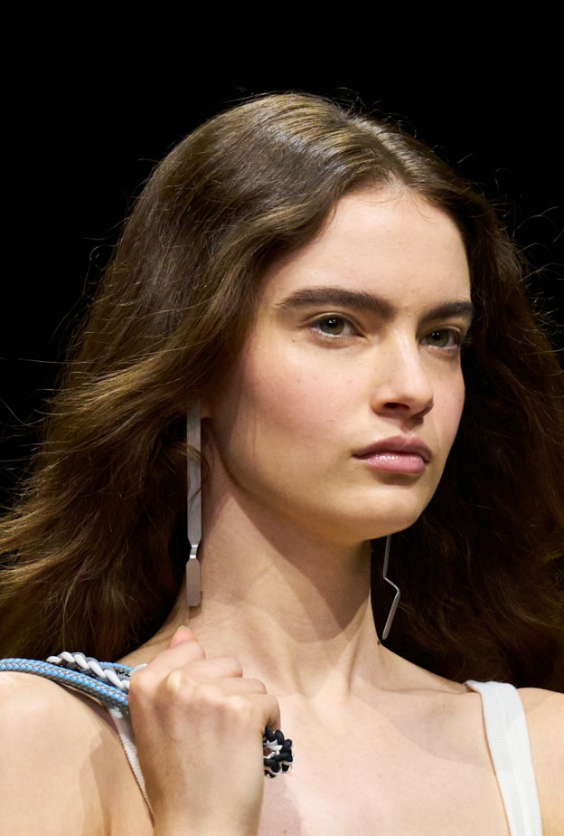 روتين العناية بالبشرة في المنزل