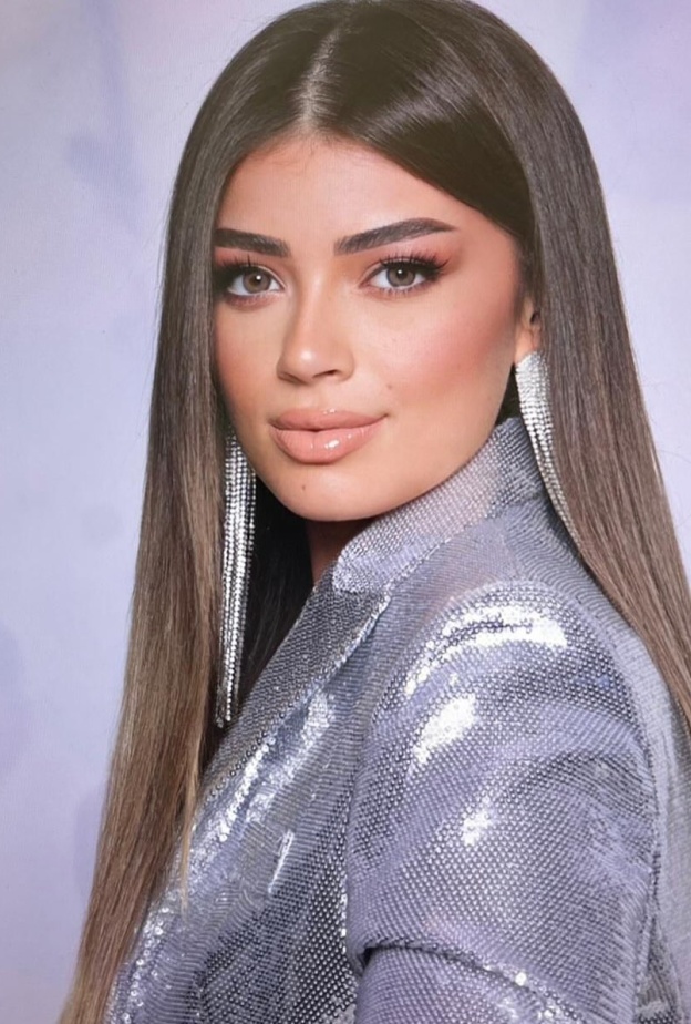 الفنانة ليلى احمد زاهر - صورة من انستغرام مايا حداد