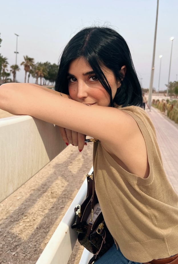  الممثلة زينة