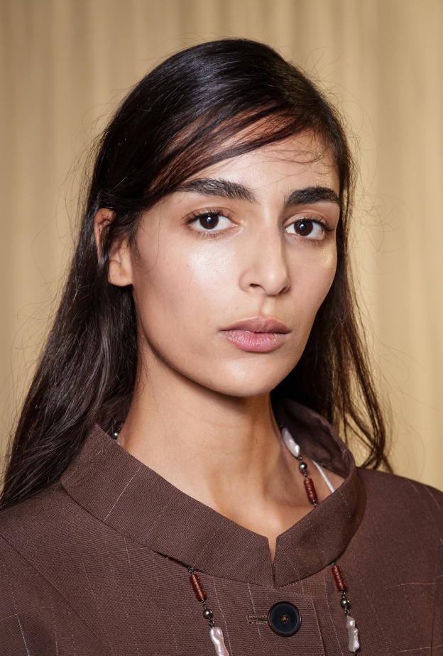  عارضة دار Tory Burch