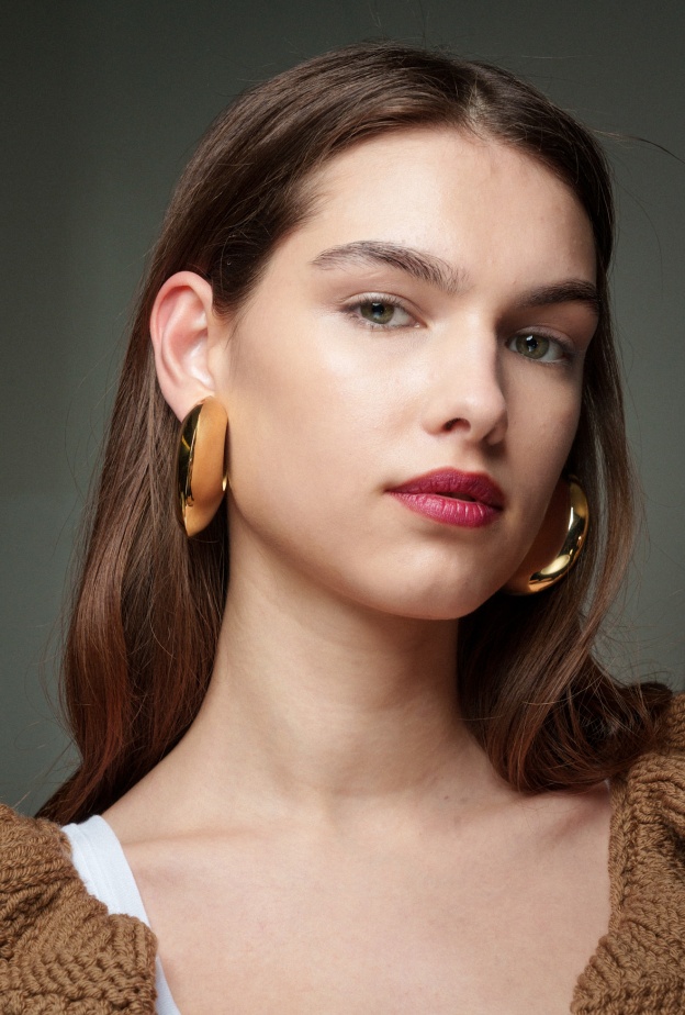 افضل روتين لتفتيح البشرة دليلك الشامل لبشرة مشرقة 