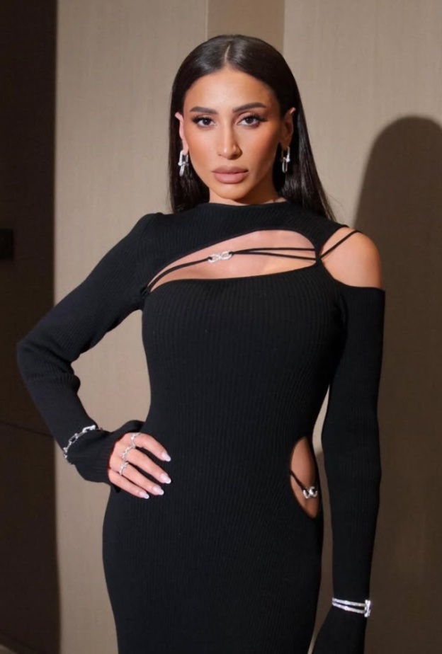 دينا الشربيني 