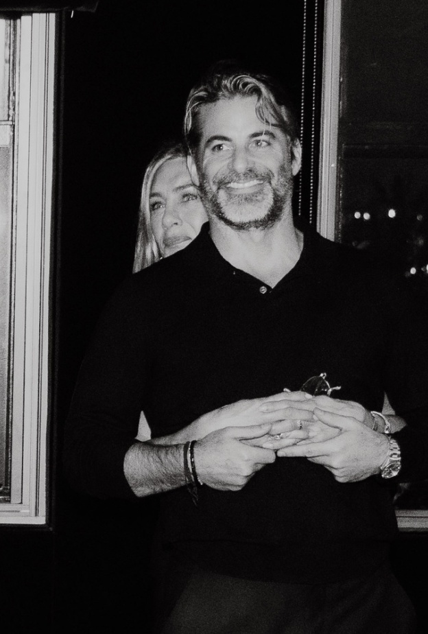 جينيفر أنيستون وحبيبها