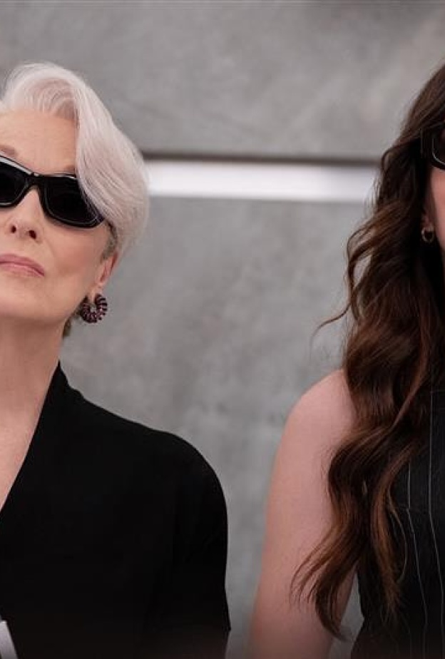 مفاجآت المقطع التشويقي الأول لفيلم "The Devil Wears Prada 2".. لقاء خاطف بين ميريل ستريب وآن هاثاواي