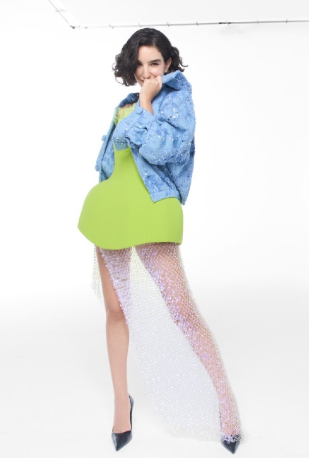 AZZI & OSTA تحتفل بالتمرّد المرح والجرأة في مجموعة ربيع وصيف 2026