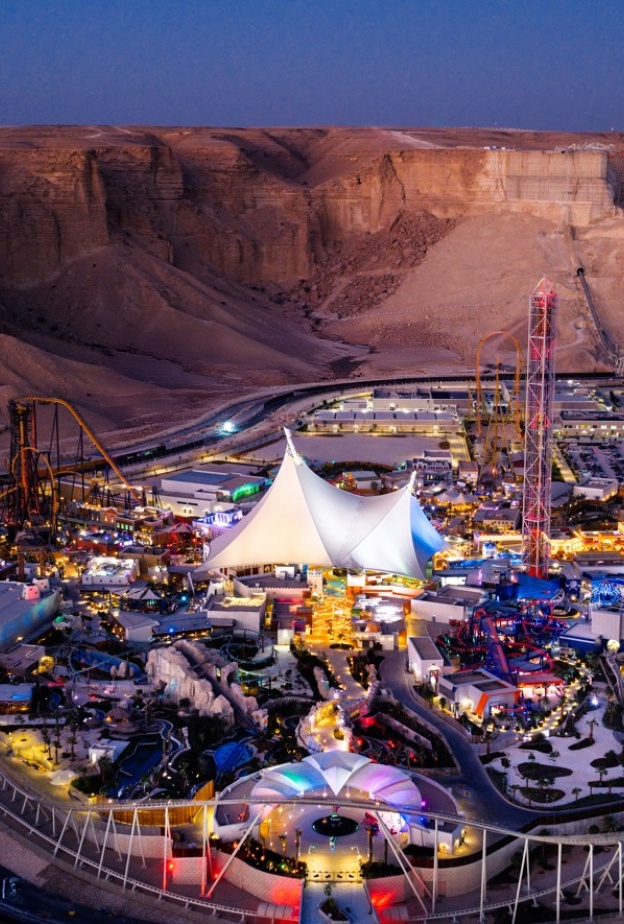 المملكة تستعد لإطلاق أيقونتين جديدتين في عالم الترفيه… اكتشفوا مستقبل المغامرة في أكوارابيا وSix Flags القدية