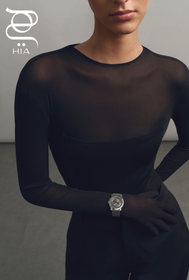 جلسة تصوير خاصة مع دار Breitling بعنوان "أناقة الزمن بروح أنثوية معاصرة"