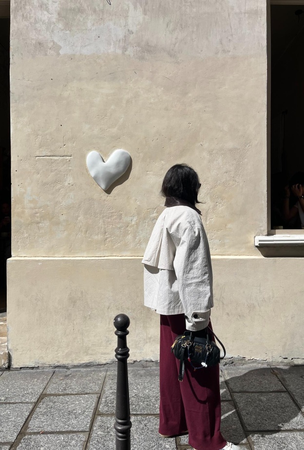 خاص لـ "هي": هكذا تصنع منسقة الأزياء السعودية شوق آل دوله بصمتها في عالم تنسيق الأزياء