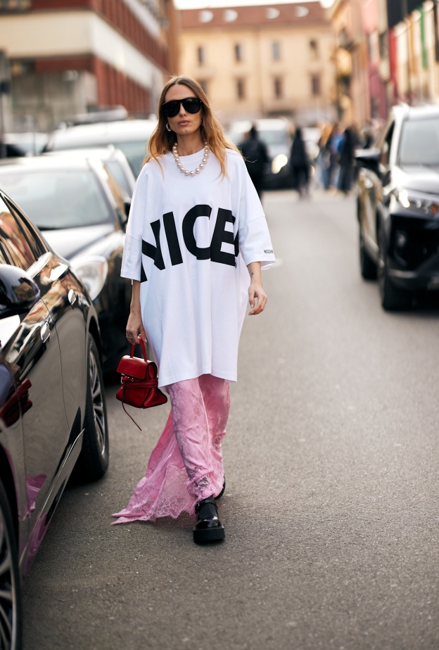 الـتيشيرتات المطبوعة بأسلوب Street style