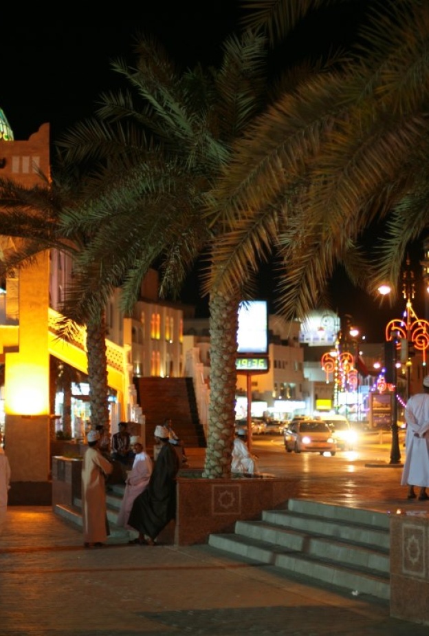 سلطنة عُمان: وجهتك لعطلة لا تُنسى