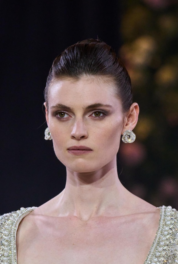 العناية بالبشرة الحساسة المصابة بالأكزيما