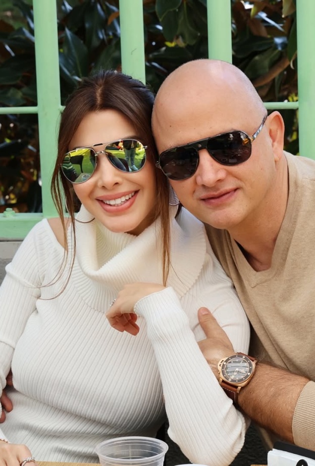 نانسي عجرم وزوجها