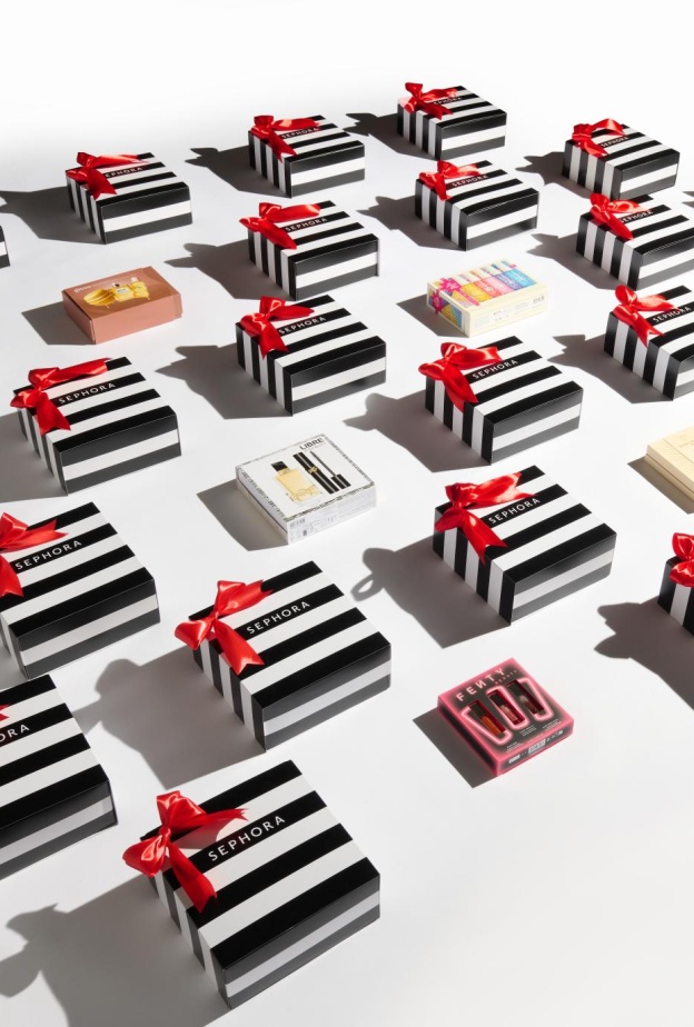 تشكيلة الأعياد 2025: أكبر مجموعة هدايا لدى سيفورا حتى الآن