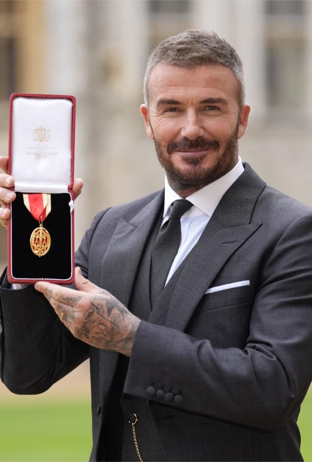 ديفيد بيكهام يتوج بلقب "سير" الملكي