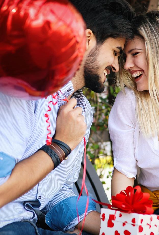 أفكار مميزة للاحتفال مع زوجك في ليلة رأس السنة والبدايات الجميلة 