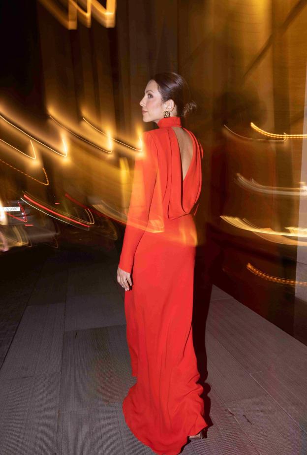 استلهمت تصاميم المجموعة من المرأة الواثقة