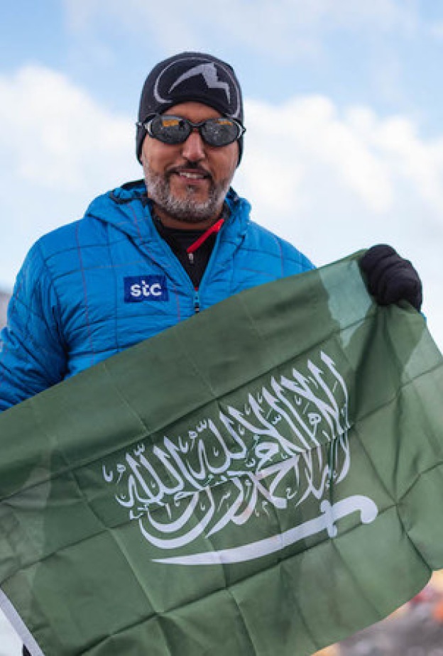 رحلة بدر الشيباني في فيلم 7 قمم