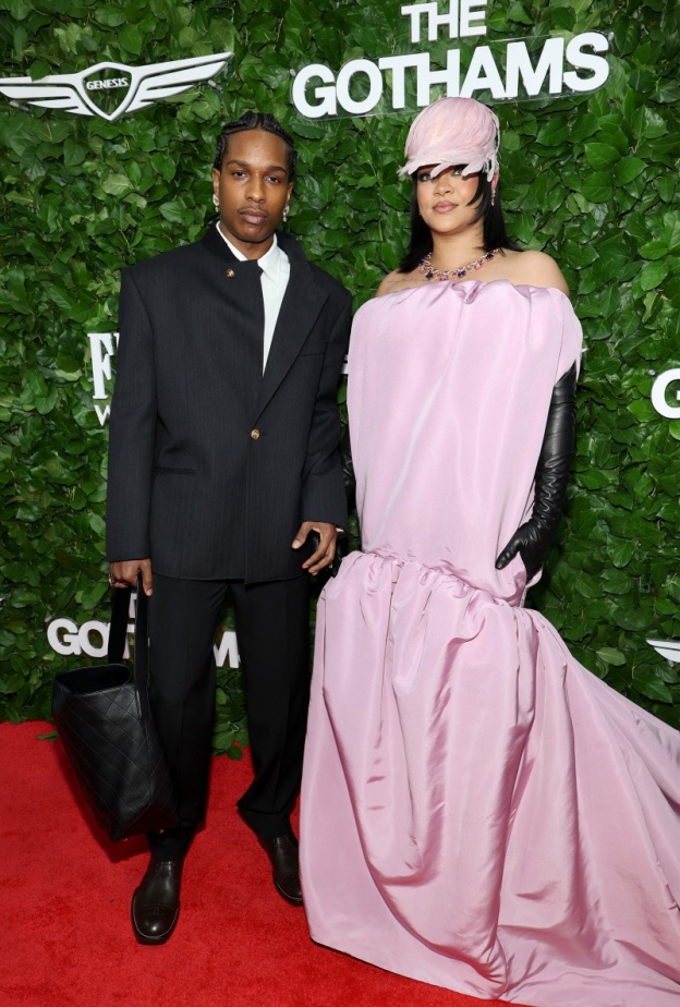 أرقى مجوهرات المشاهير من حفل Gotham Awards