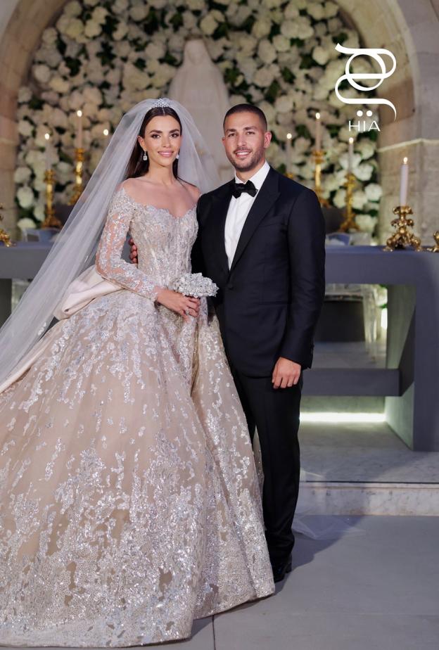 سيليو مع عروسته في يوم الزفاف