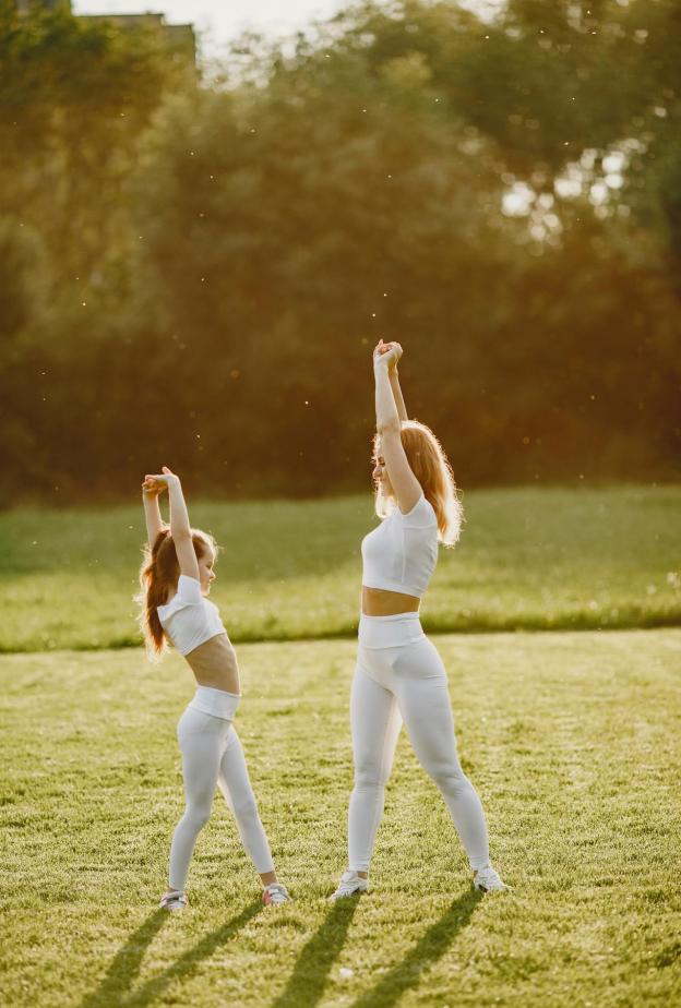 أنشطة رياضية مشتركة مع ابنتكِ تخّلق بينكما روابط قوية لا تُقدر بثمن.. اعتمديها