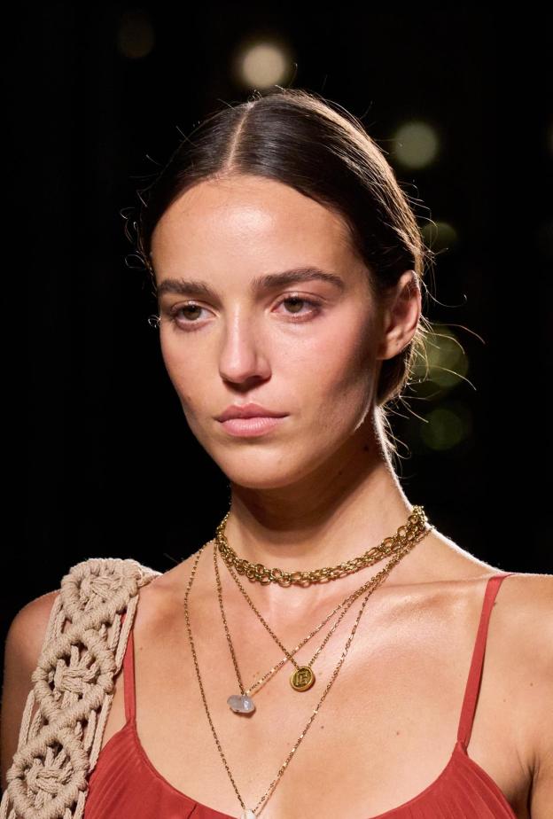 وداعًا لخطوط الجهة الرفيعة في دقائق معدودة بعلاجات طبيعية.. لا تفوتكِ