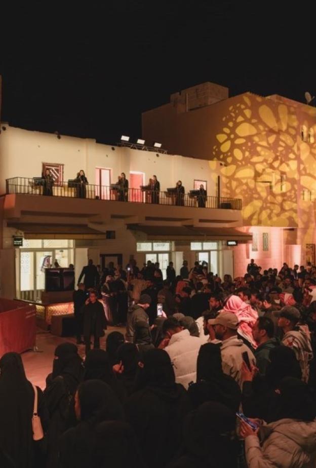 مع انطلاق فعالياته اليوم.. 10 تجارب لا تفوت في مهرجان شتاء طنطورة بالعلا