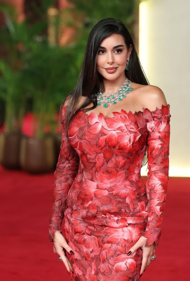 إطلالات الجمال للنجمات العرب في حفل افتتاح مهرجان البحر الأحمر السينمائي 2025