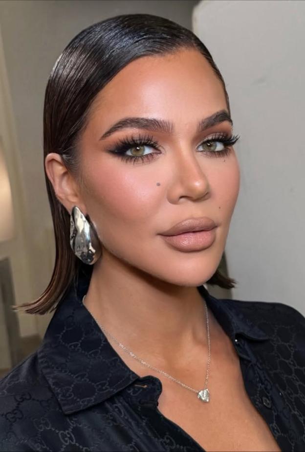 رسمات الحواجب العريضة والطويلة من وحي khloe kardashian