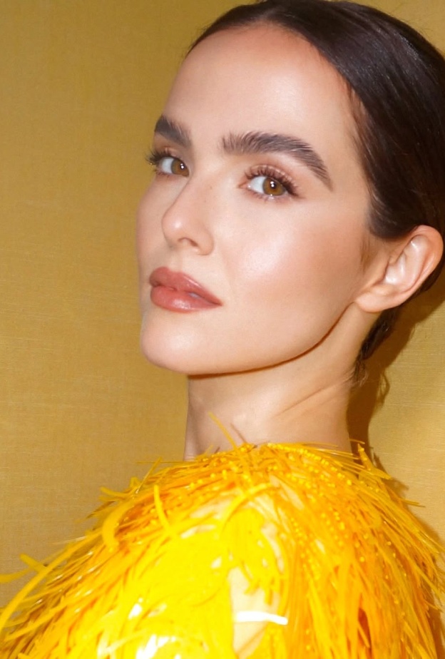 زوي داتش صورة من انستغرام Tyron Machhausen