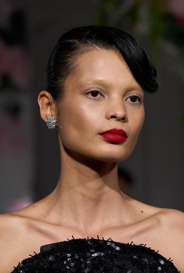  صبغ الحواجب