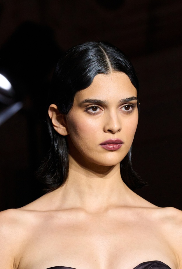 جمالك المغربي: ماسك النيلة الأزرق يمنح بشرتك إشراقة طبيعية